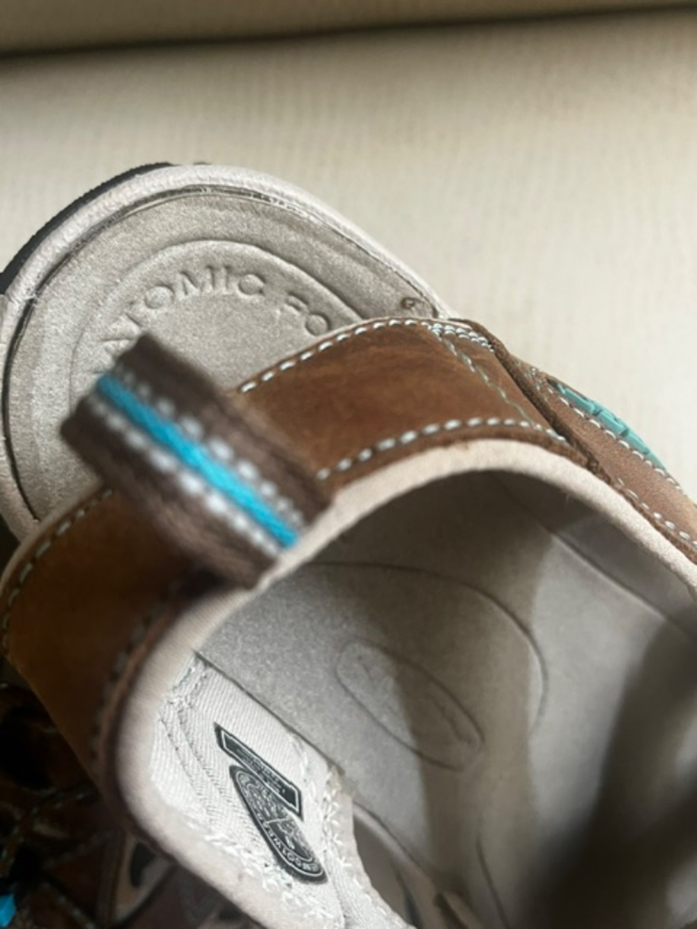 Women's Keen - Venice H2 - Waterproof Hiking Sandals - Brown Leather & Teal - 9 - Picture 10 of 11